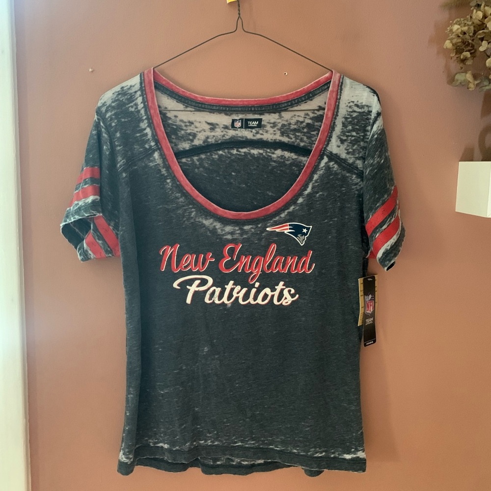 New England patriots rare vintage style shirt